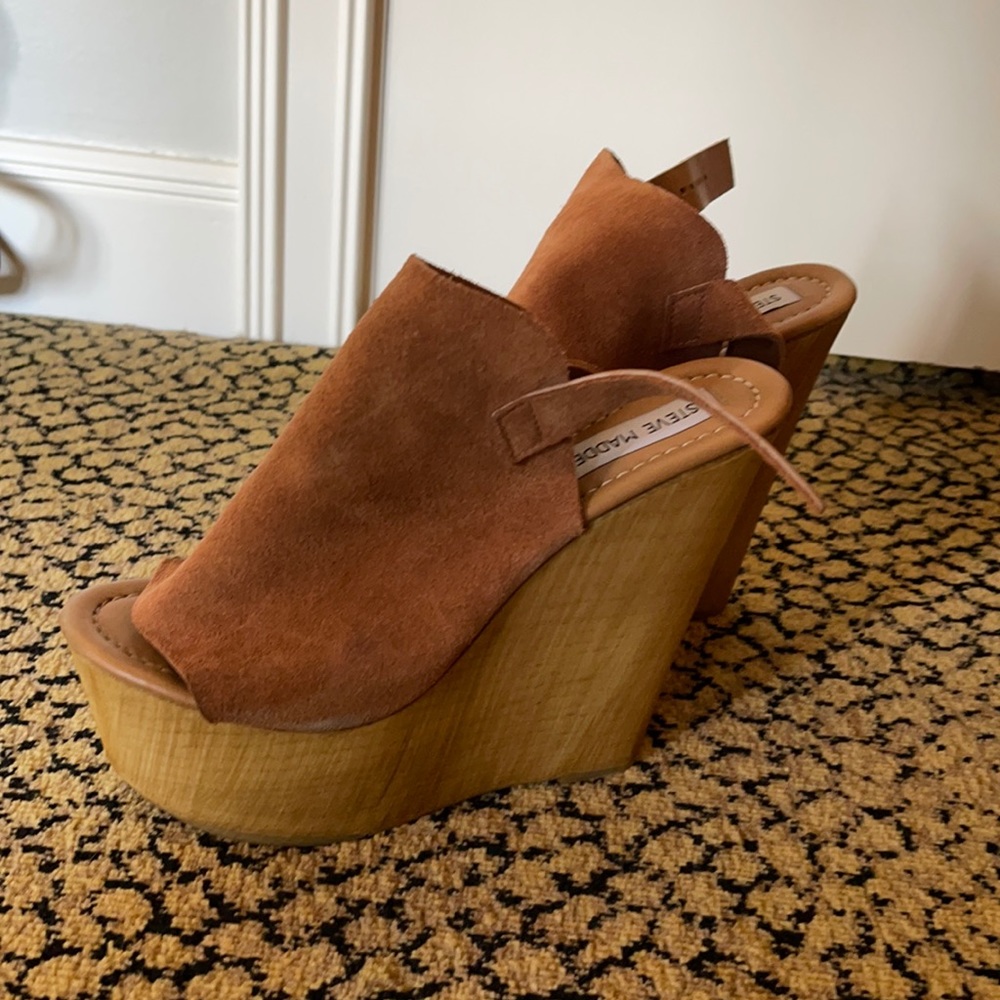 Steve Madden heels. Size 8.